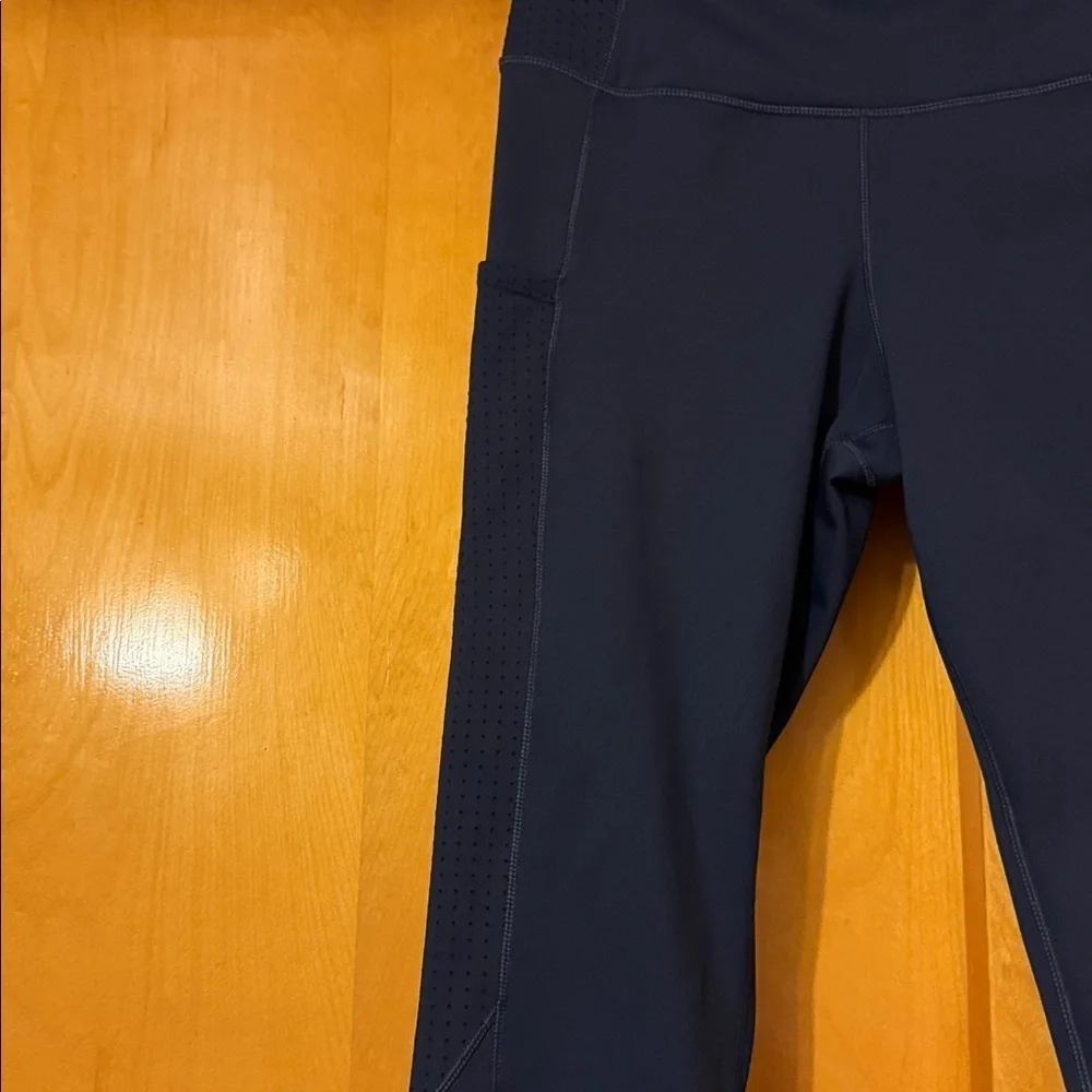 Brooks Navy Capris